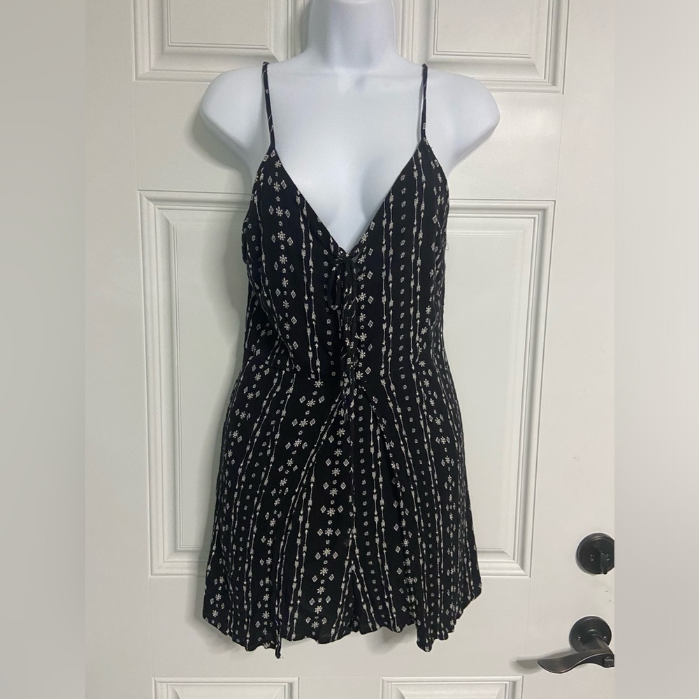 8- TEA MINTS Black Ditsy Floral Spaghetti Romper